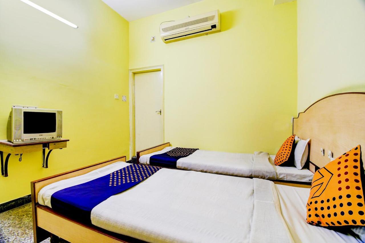 Spot On 80135 Gopala Residency Hotel Dibrugarh Eksteriør billede